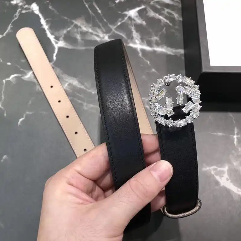 G*u*i s belte 1905bl0154