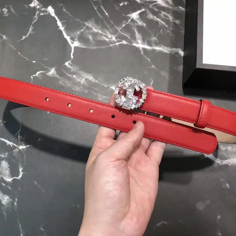 G*u*i s belte 1905bl0155