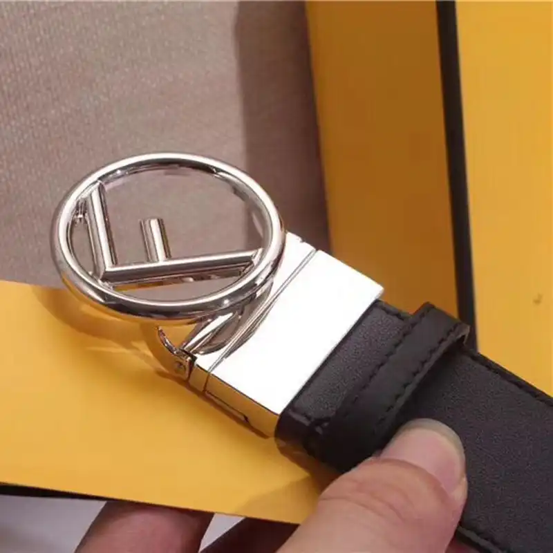 Fendi s Belte 1905BL0323