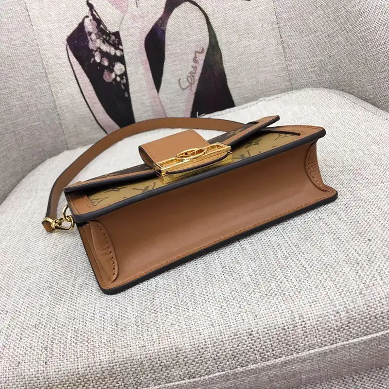LV Bags 1906BL0025