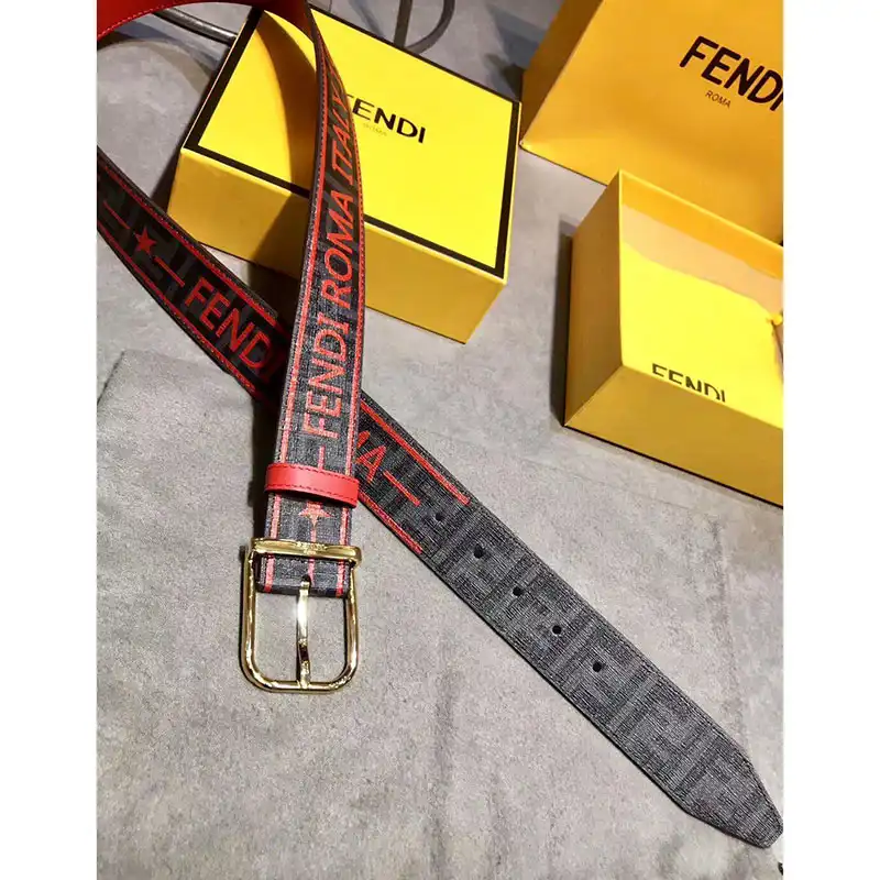Fendi s Belte 1907BL0061