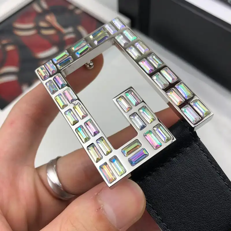 G*u*i s belte 1907bl0089