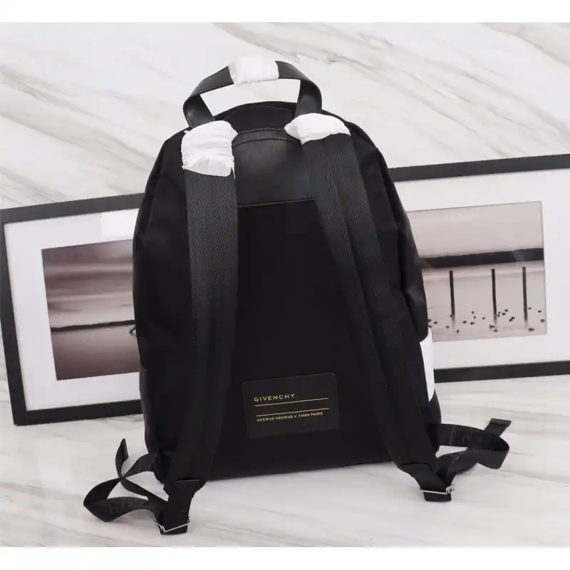 Givenchy Bags 1910GIV0037