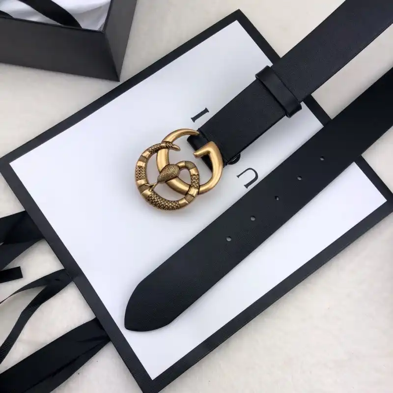 G*u*i s belte 1911x0007