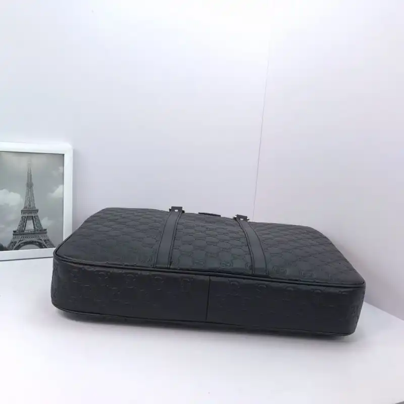 G*u*i bags 19b57g0050