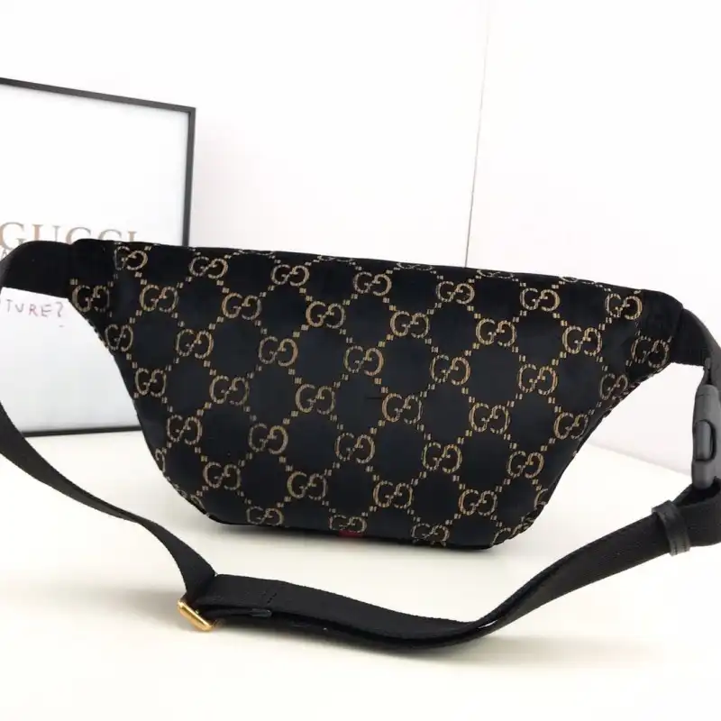 G*u*i bags 19b57g0085