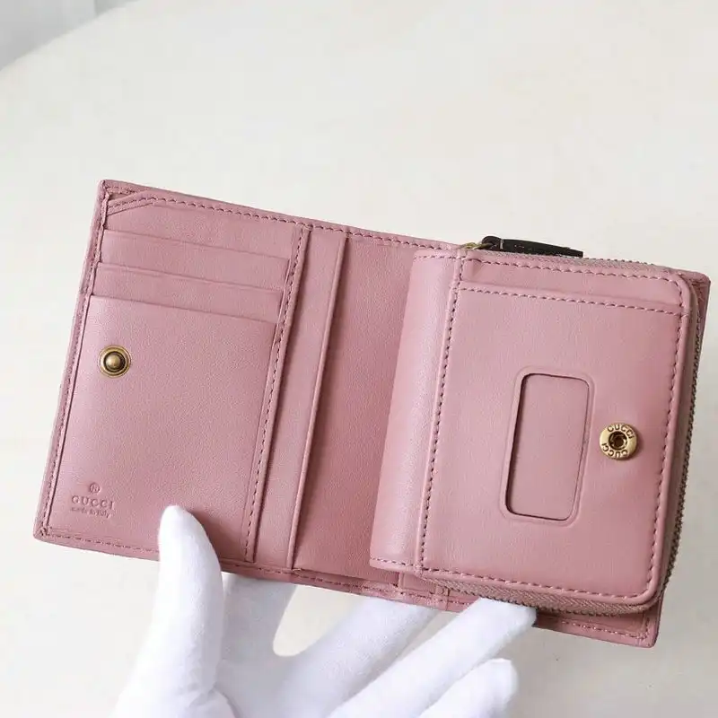 G*u*i bags 20b570309