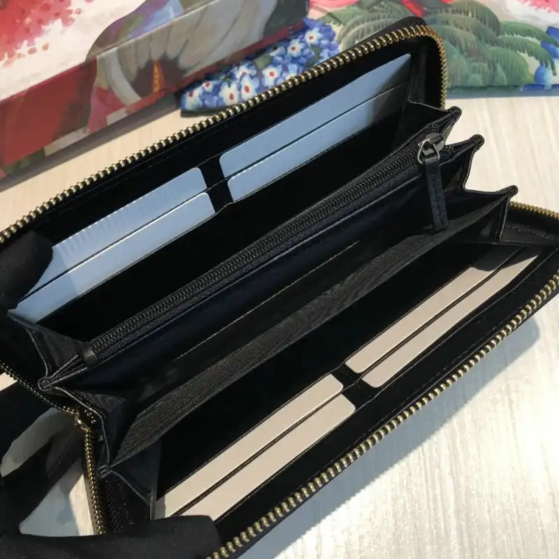 G*u*i bags 20guc0054