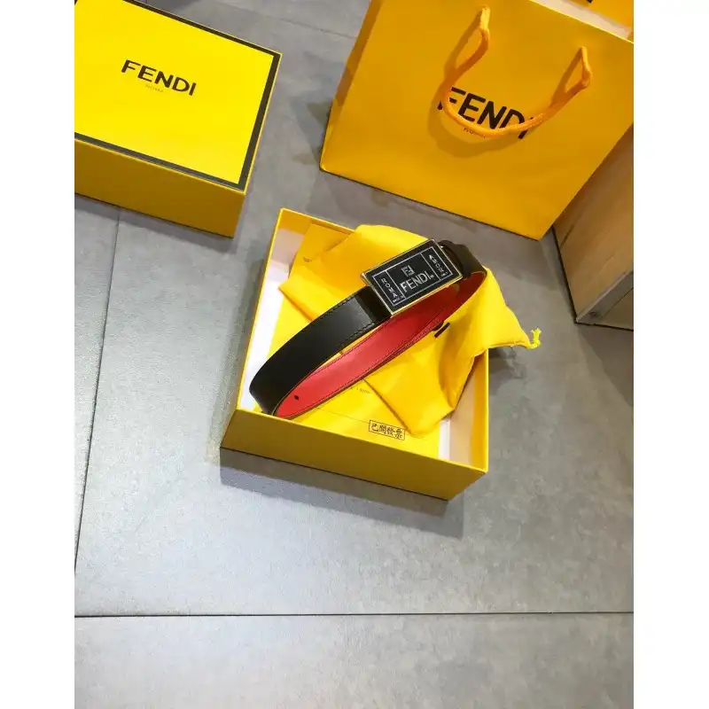 Fendi s Belt 20XIA0057