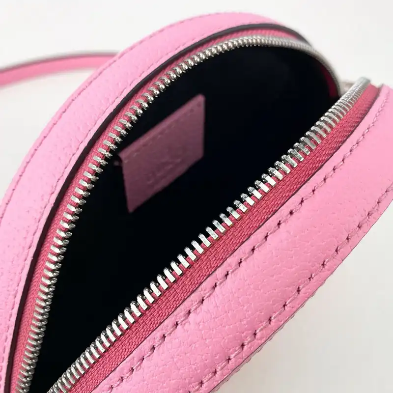 G*u*i bags 204b570016