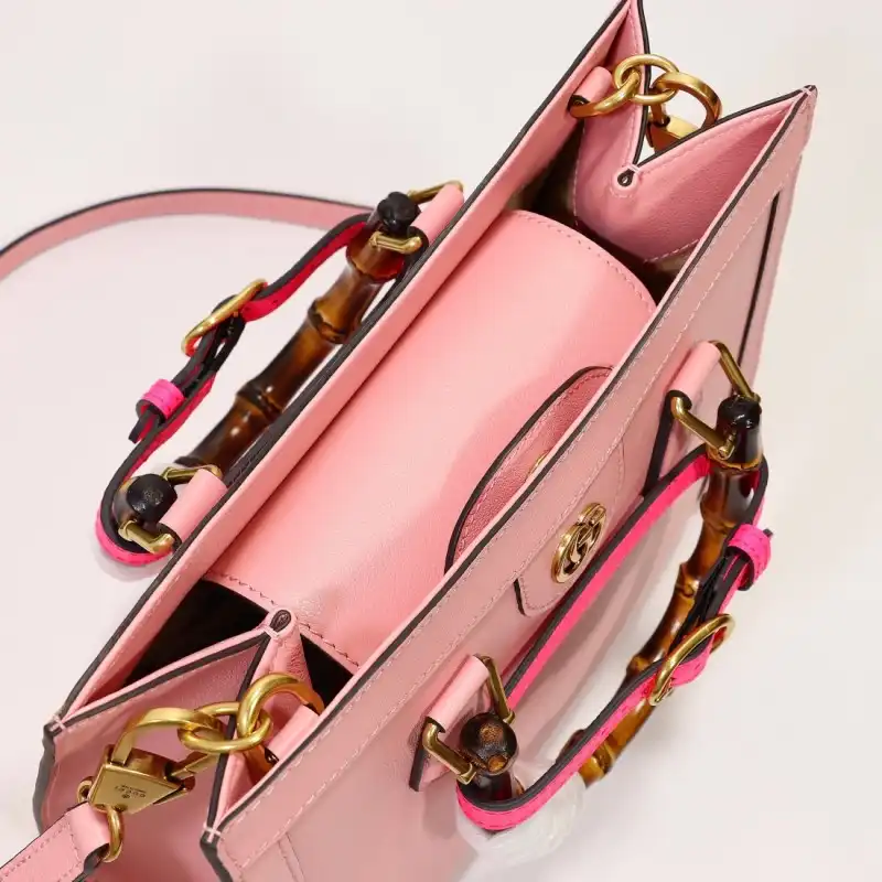 G*u*i s bags 2108dj0036