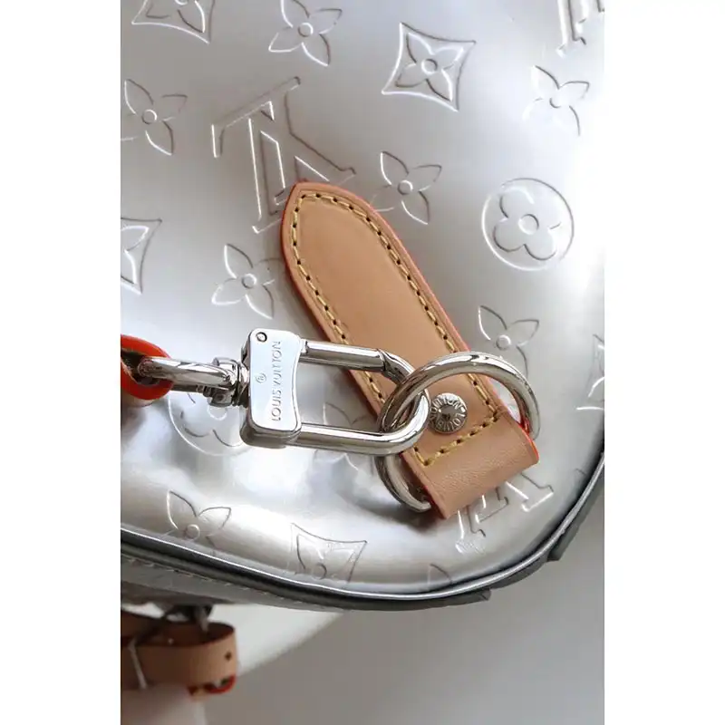 LV s Bags 2108DJ0041