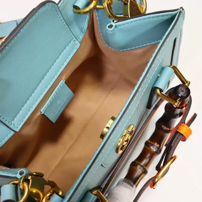 G*u*i s bags 2108dj0076