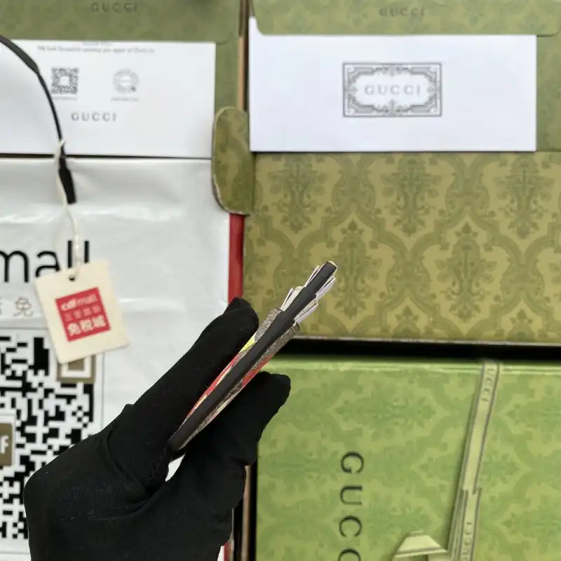 G*u*i s bags 2108ya0081