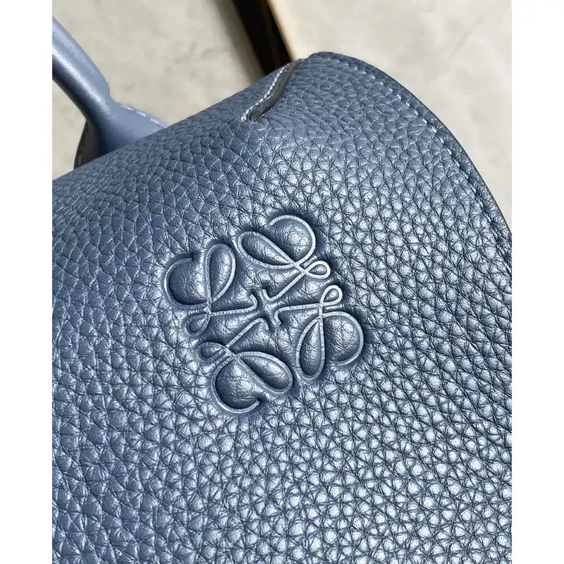 Loewe Bags 2111FY0051