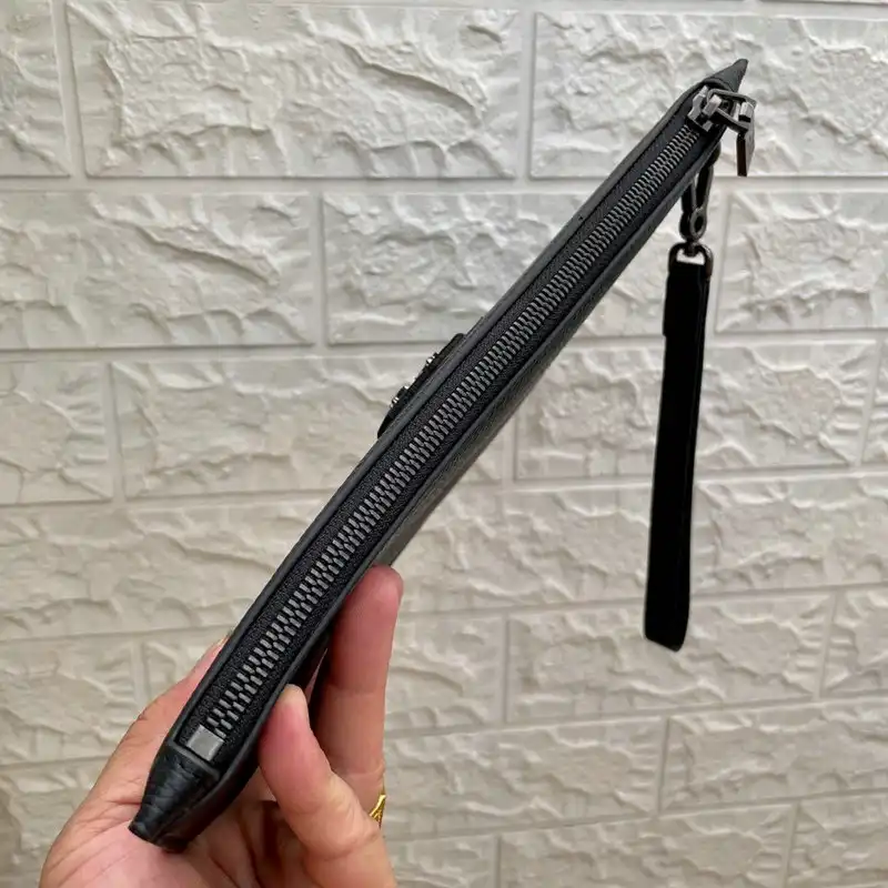 G*u*i bags 2111yz0041