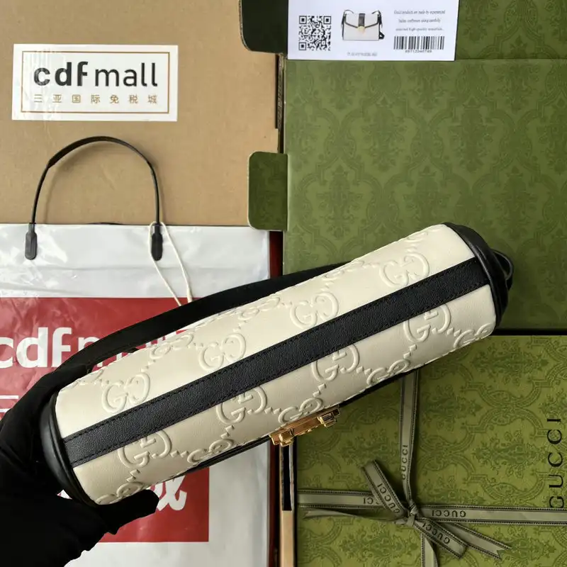 G*u*i bag 2205ya0039