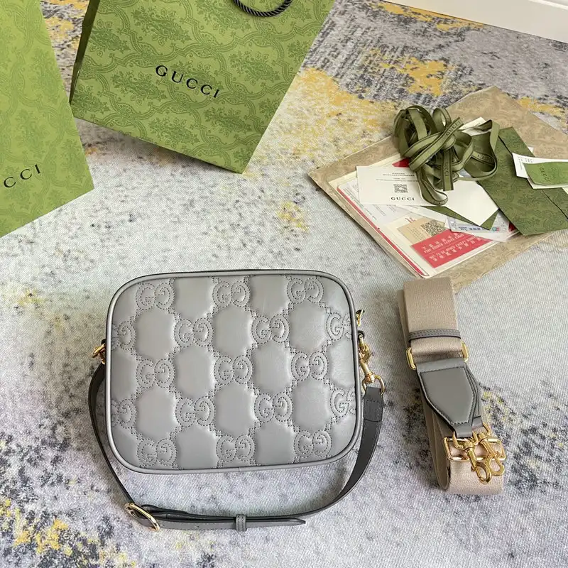 G*u*i bag 2209dj0035