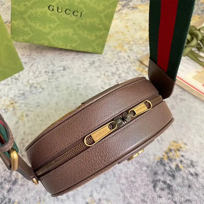 G*u*i bag 2210ht0001