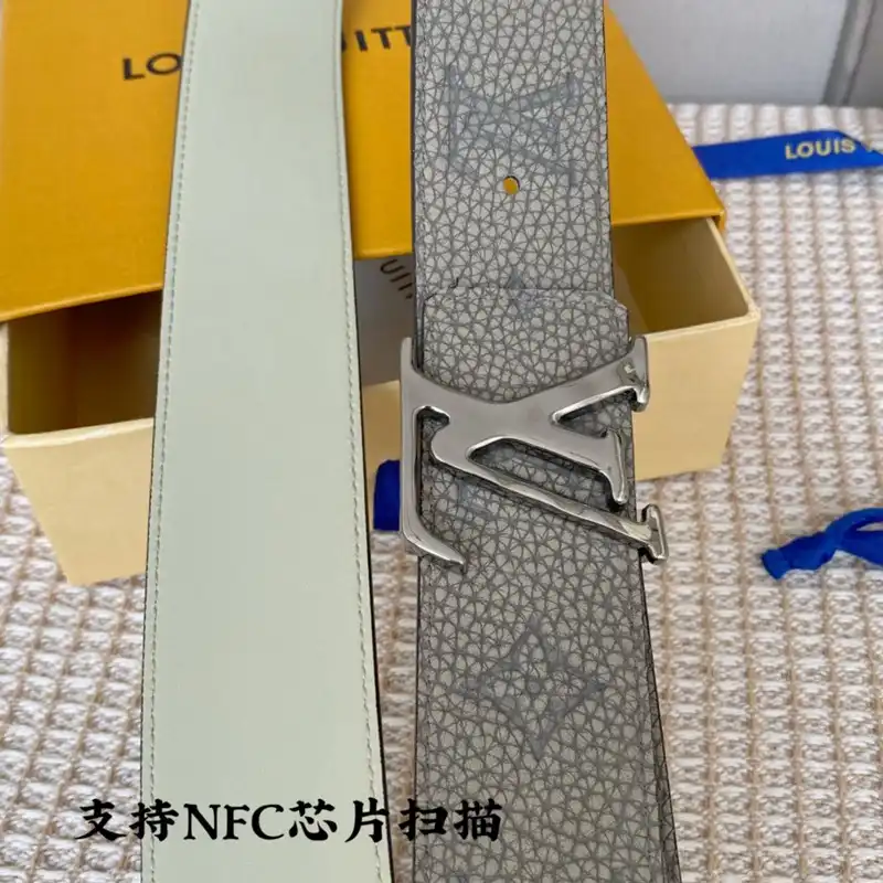 LV Belts 2210XA0148