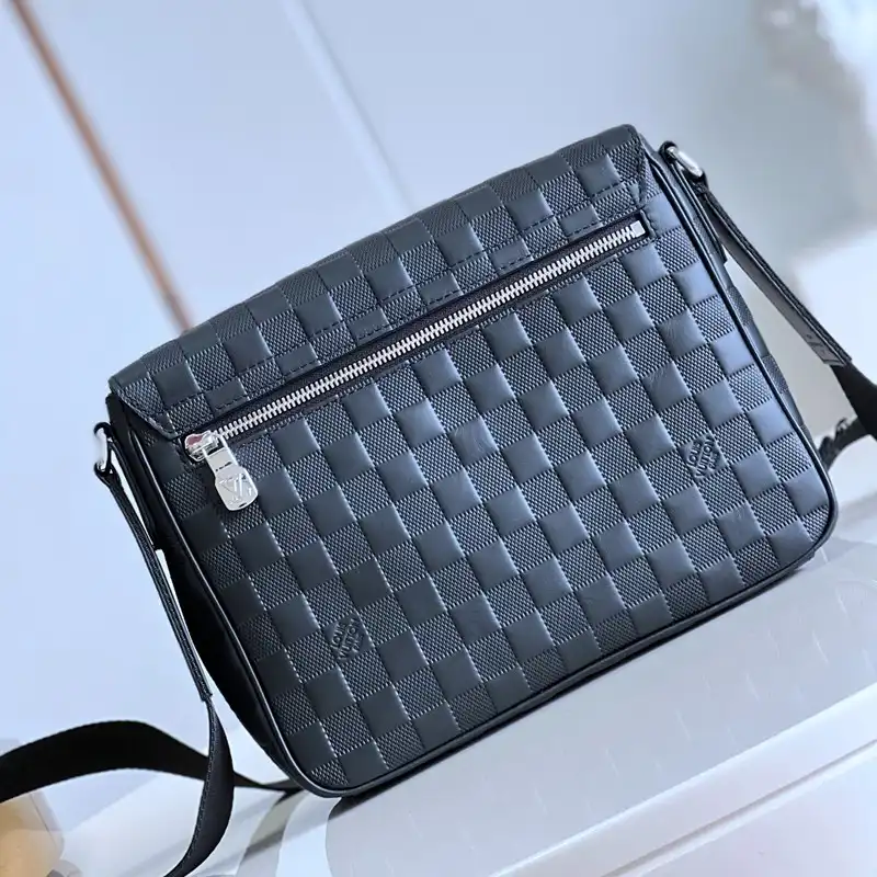 LV Bag 2210YA0090