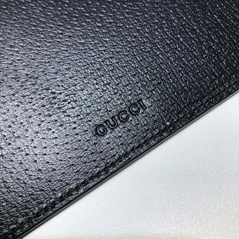 G*u*i bag 2304ya0072