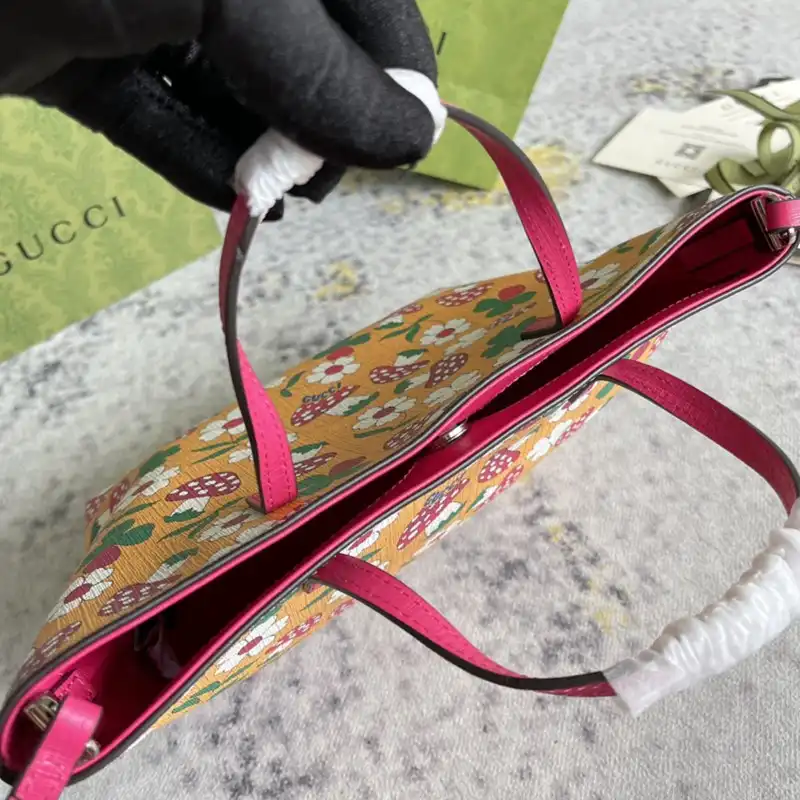 G*u*i bag 2306ya0139