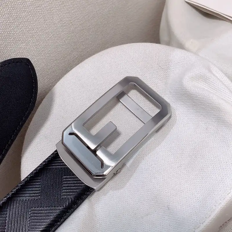 G*u*i belts 2311xf0158