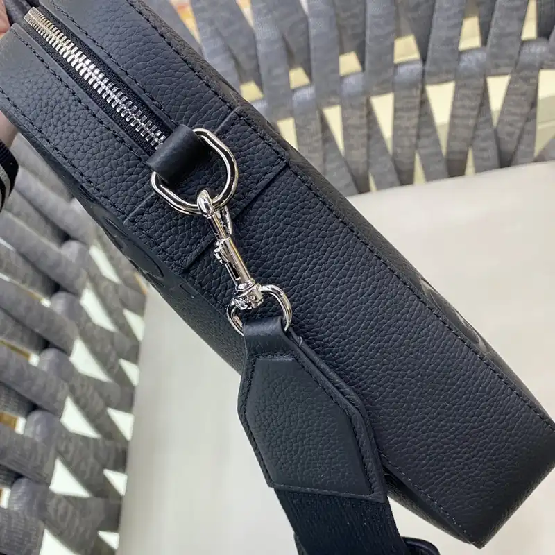 G*u*i bags 2401ya0092