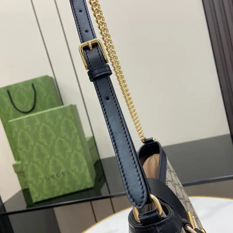 G*u*i bags 2407yz0194