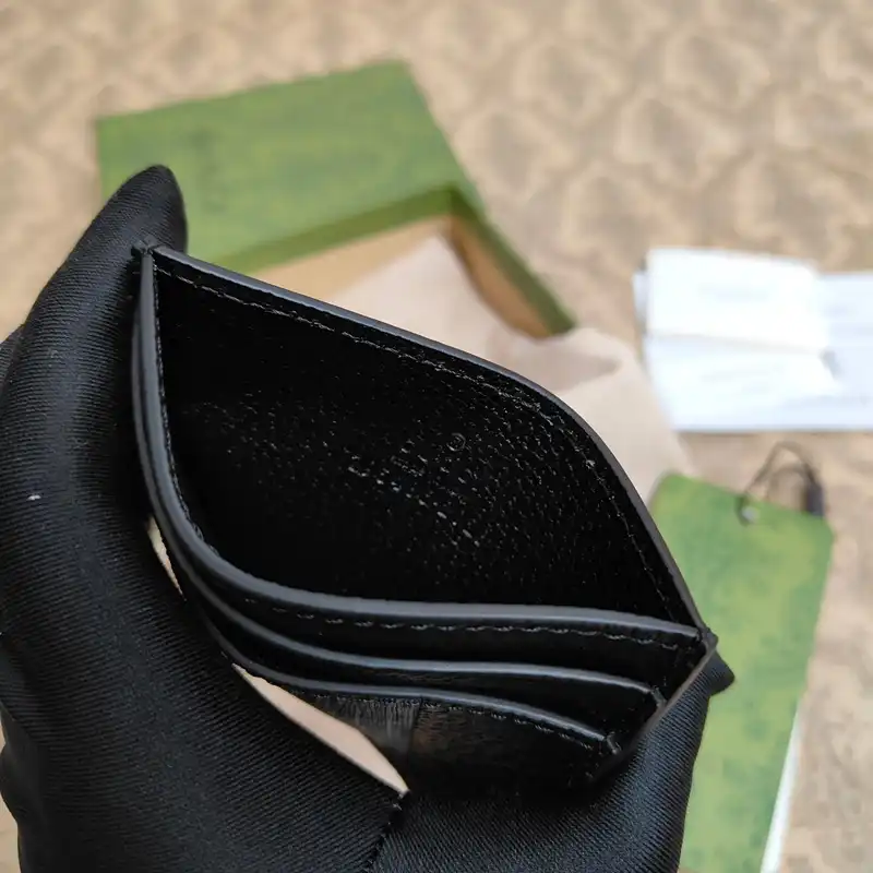 G*u*i bags 2411ya0142