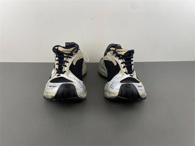 Balenciaga 803681-W3ST4- Sleek 4276