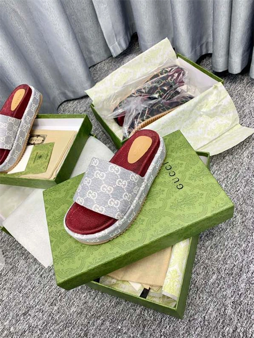 ZeroBulk Gocci Slipper 5767