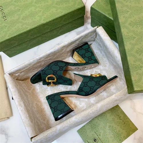 Resilient Gocci Slipper 5638