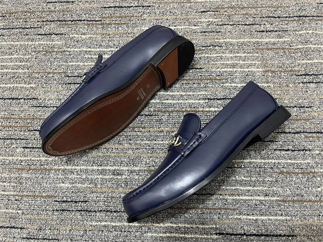 G*u*i loafer chic 335