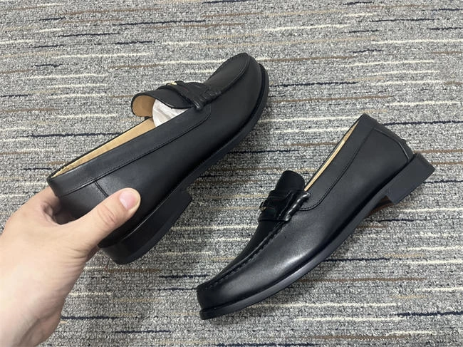 breathable G*u*i loafer 337