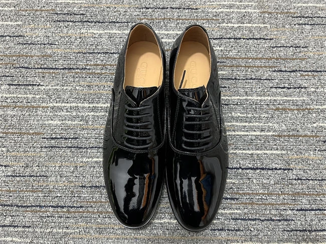 G*u*i loafer freshlook 343