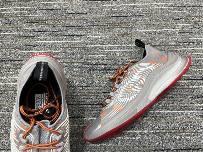 G*u*i runners tailored 92