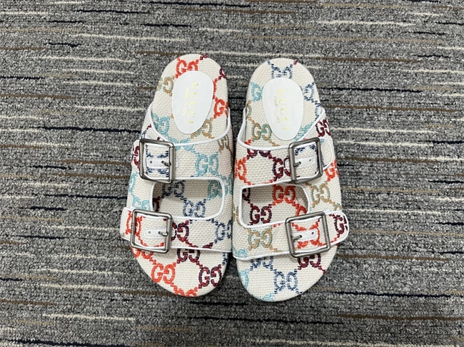 chic G*u*i slide 388