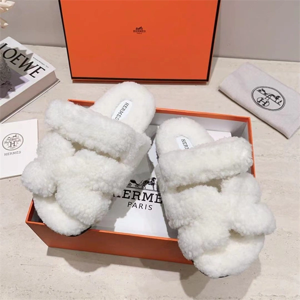 Efficient H Slipper 2380