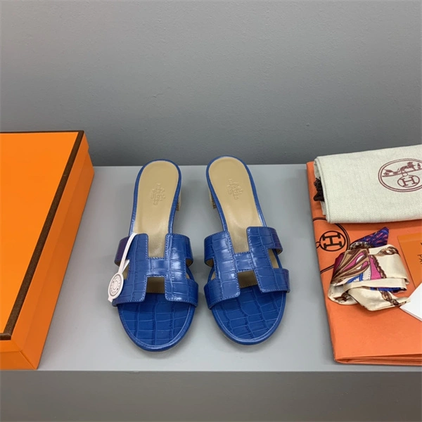 Timeless H Slipper 2385