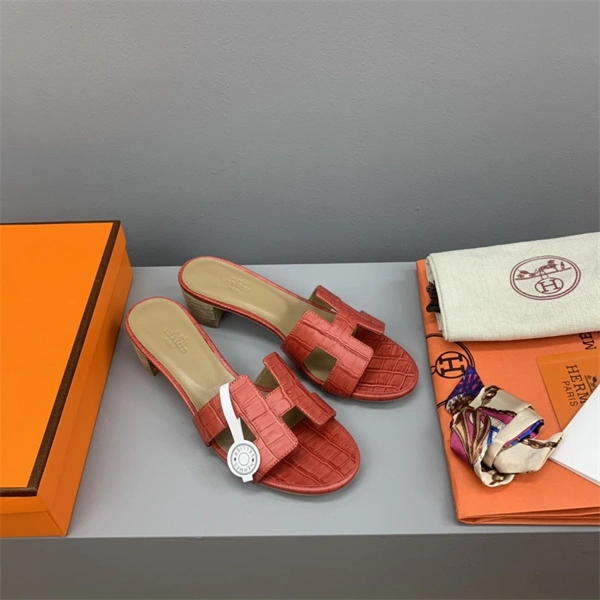 Timeless H Slipper 2385