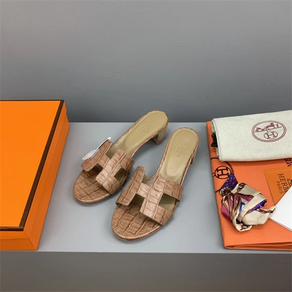 Timeless H Slipper 2385