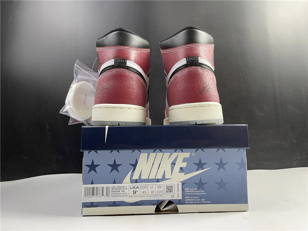 RelaxedFit Jordan1 Retro Trophy Room Chicago DA2728- 3636