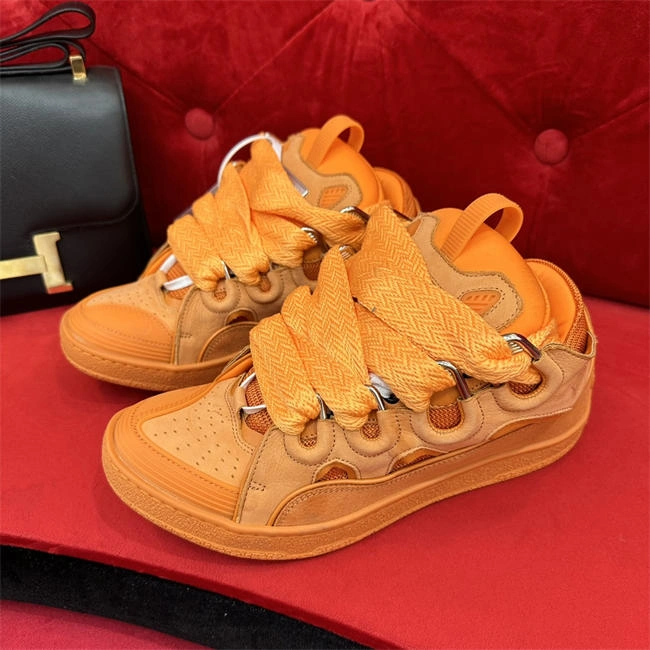 Fashionable Lanvon Curb Sneaker 890