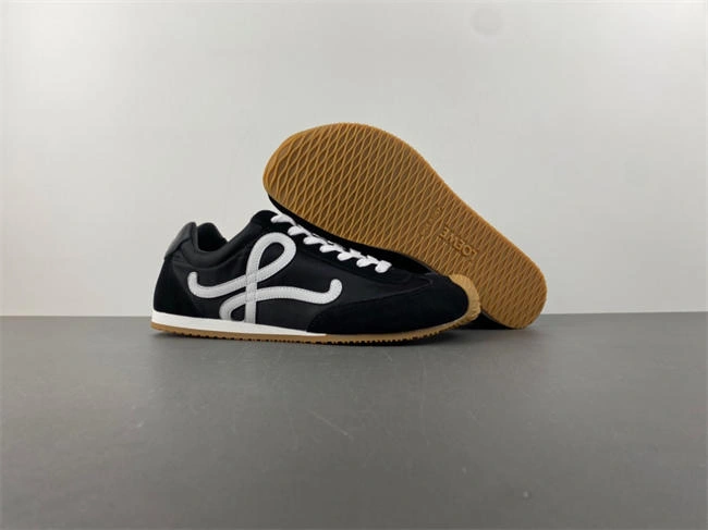 Loewe Ballet Runner TopPick 2448