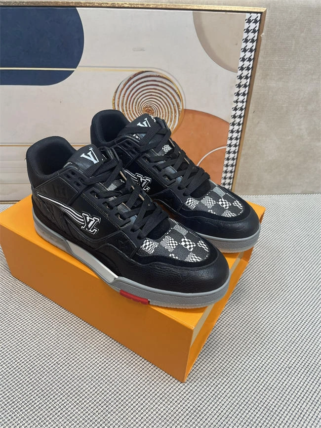 Lv Trainer Sneaker NewStyle 2109