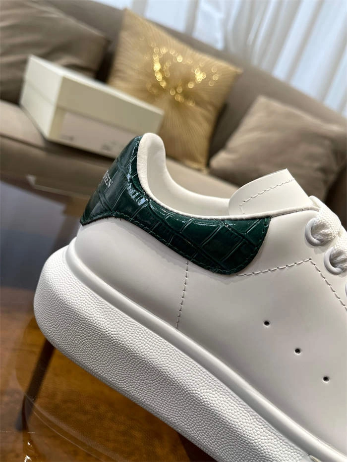 Mc Queen FashionForward 2528