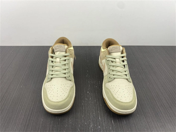 WeatherProof Nike Dunk Low On the Side DQ5076- 4705