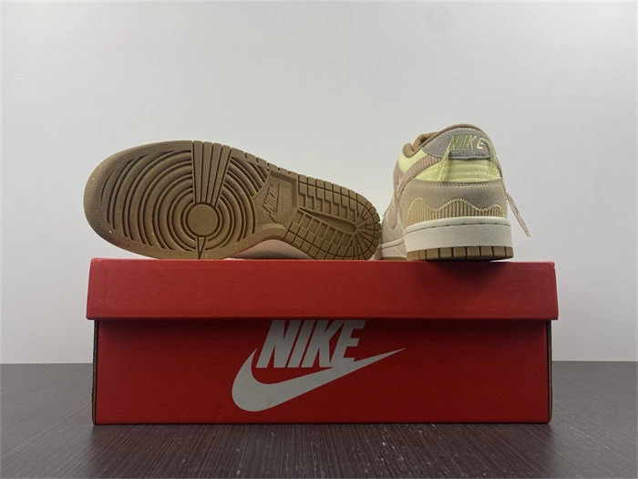 WeatherProof Nike Dunk Low On the Side DQ5076- 4705